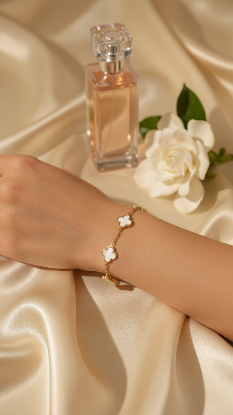 Elegant White Clover Chain Bracelet for Women